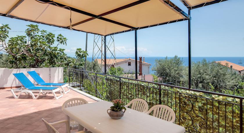 شقة Matisse Nerano By Gocce Marina del Cantone الغرفة الصورة